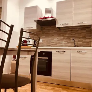 https://vt-home-appartamento-milano-zona-navigli.it-lombardy.com